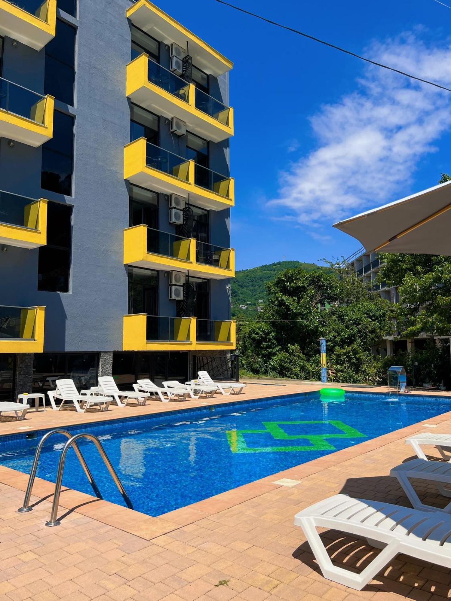 Casa Del Mar Hotel Kvariati Buitenkant foto