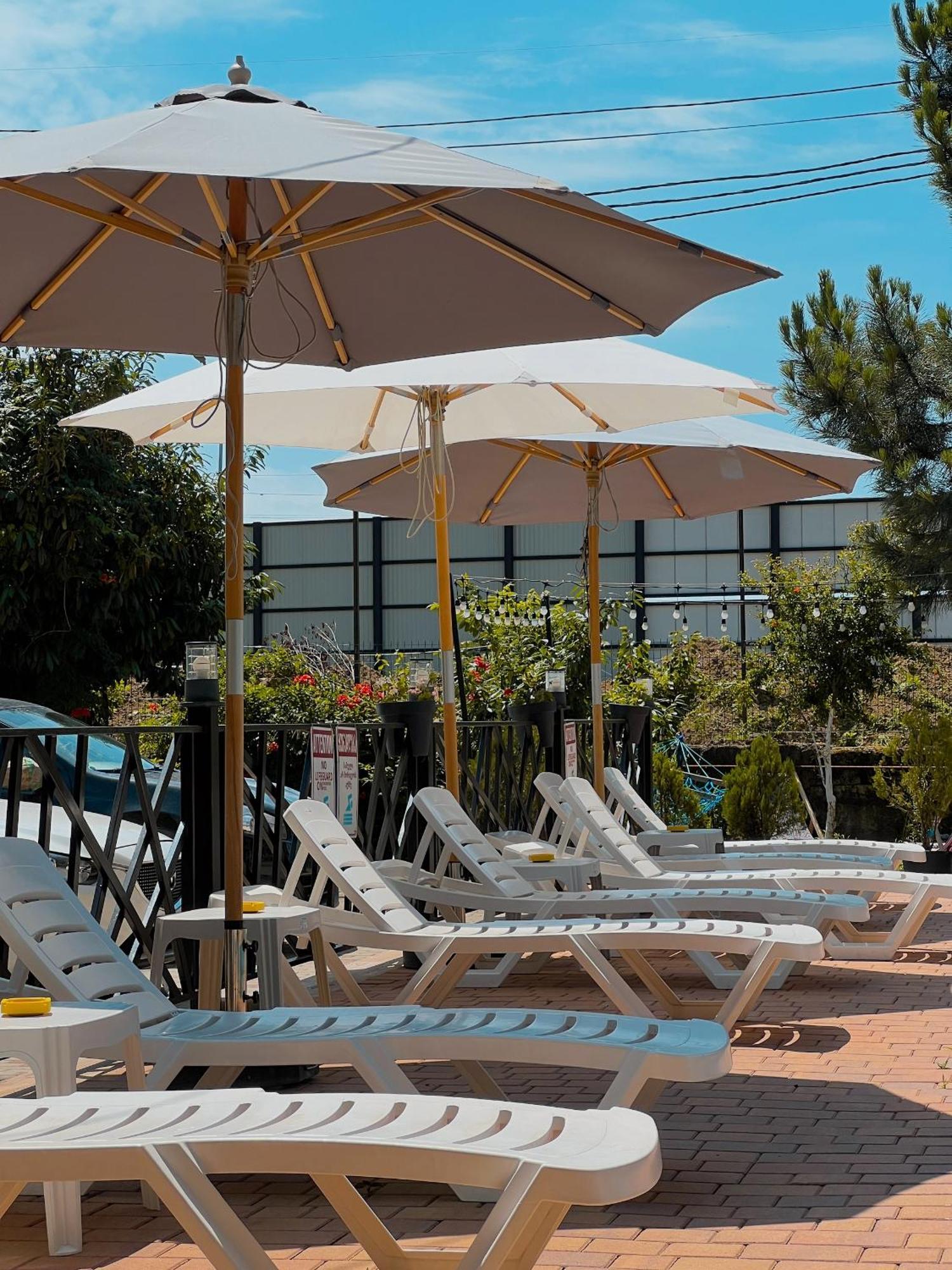 Casa Del Mar Hotel Kvariati Buitenkant foto