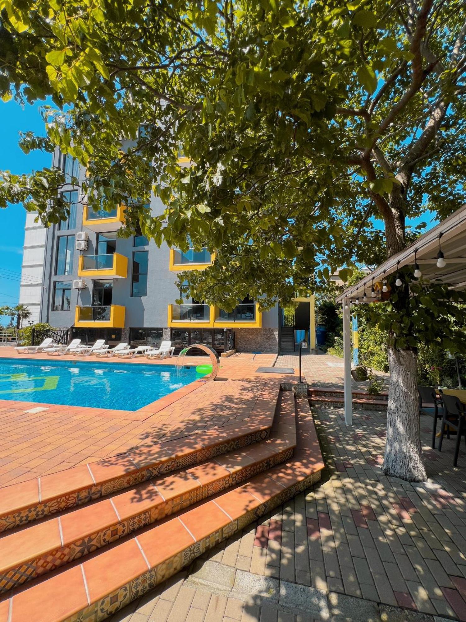 Casa Del Mar Hotel Kvariati Buitenkant foto